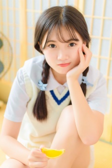 少妇自慰流白口浆21P